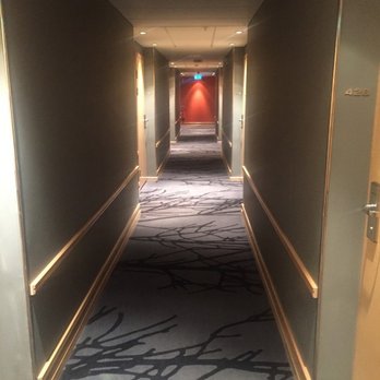 Mornington - Hall - Hotels Near Me - Bromma, Alberta