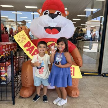 Buc-ee’s - Gas Stations Near Me - Goodyear, Arizona