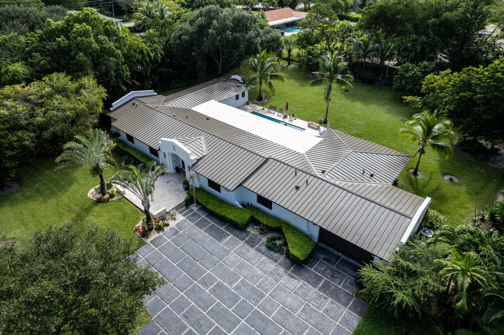 Slide of Istueta Roofing