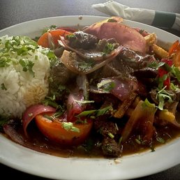 Lomo Saltado