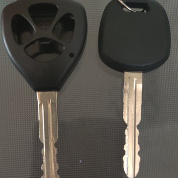 Sundial Locksmith - Janky key with no buttons - Keys & Locksmiths Near Me - Tempe, Arizona Sundial Locksmith - Janky key with no buttons - Keys & Locksmiths Near Me - Tempe, Arizona