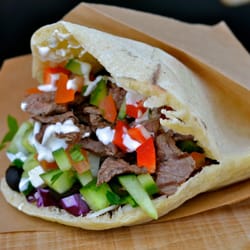 Jakobsens Streetfood - Gourmet Pitabrød med flammegrillet oksefilet eller lammekølle