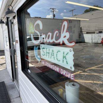 The Snack Shack on Johnson Drive - Easy to find in Mission! - Burgers Near Me - Mission, Kansas The Snack Shack on Johnson Drive - Easy to find in Mission! - Burgers Near Me - Mission, Kansas