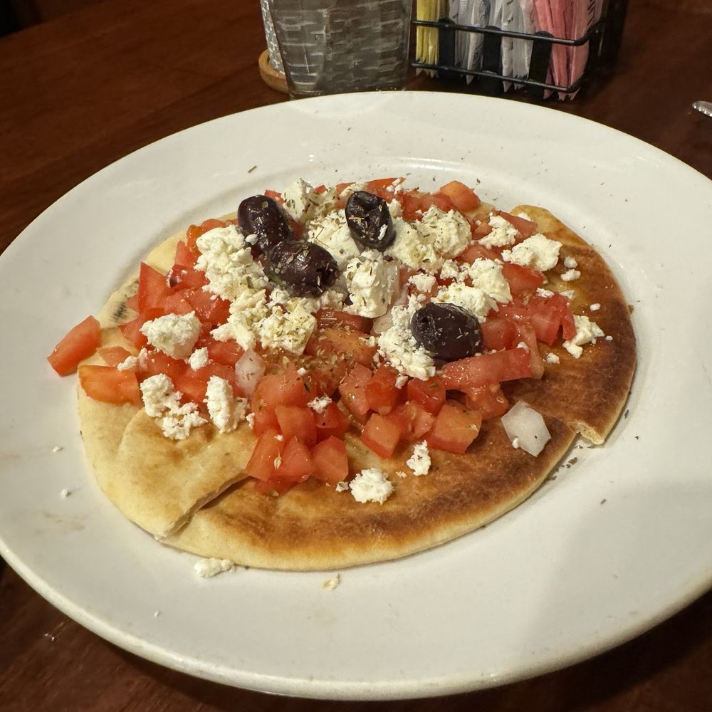 Niko's Grille - American Near Me - Lexington, Virginia
