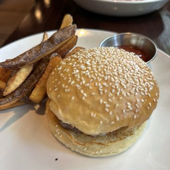 Farow - Happy Burger - New American Near Me - Niwot, Colorado