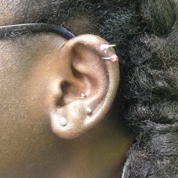 Apache Tattoo - piercing helix - Piercing Near Me - Toulouse, 31