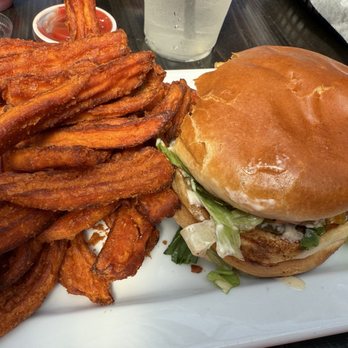 Mosaic Restaurant and Bar - Horn Island smash burger and sweet potato fries - Tapas Bars Near Me - Ocean Springs, Mississippi Mosaic Restaurant and Bar - Horn Island smash burger and sweet potato fries - Tapas Bars Near Me - Ocean Springs, Mississippi