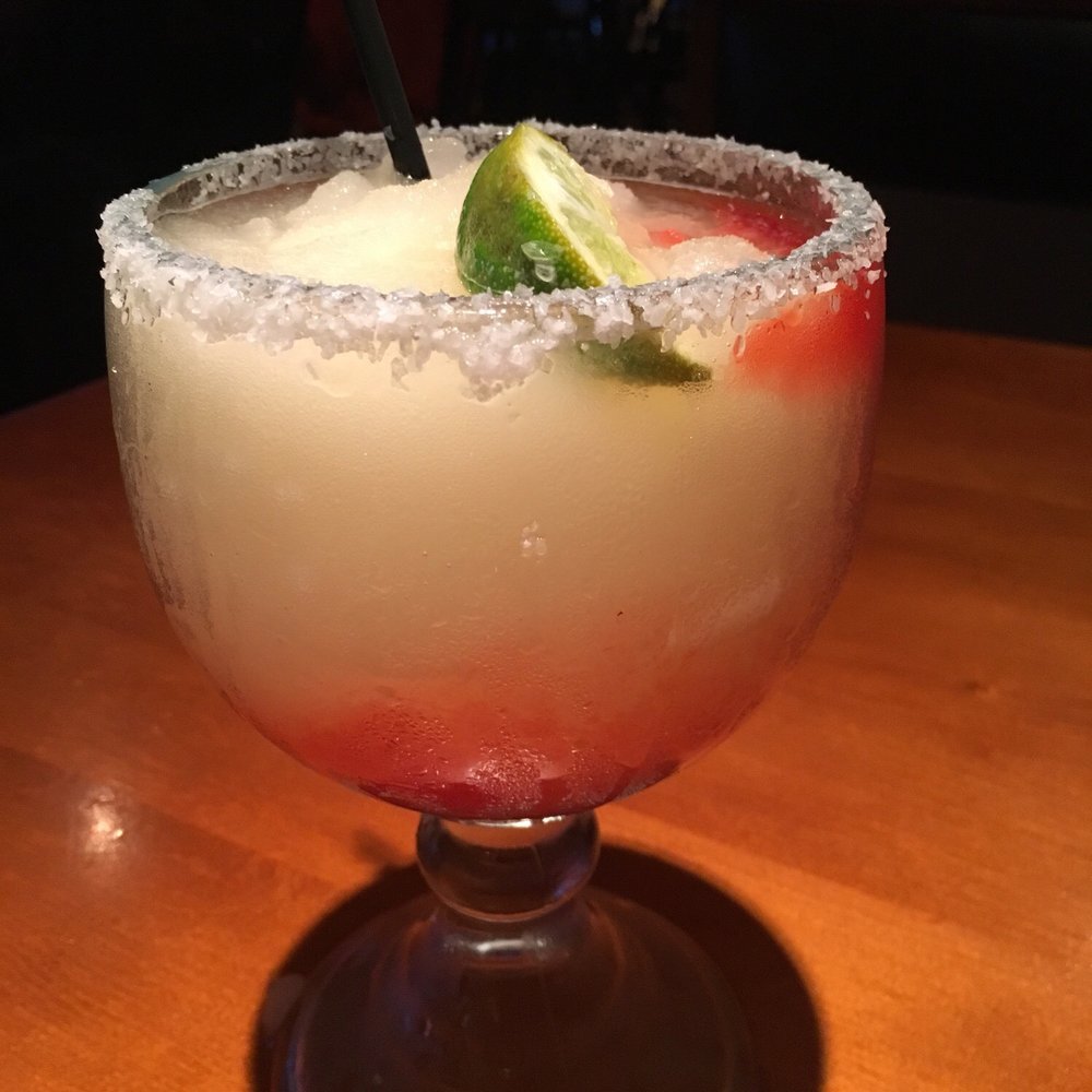 Cheddar's Scratch Kitchen - Strawberry swirly margarita - American Near Me - Tyler, Texas Cheddar's Scratch Kitchen - Strawberry swirly margarita - American Near Me - Tyler, Texas