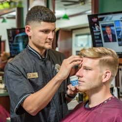 V's Barbershop Martinez