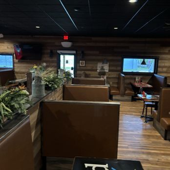Bridgestone Bar and Grill - Dining room - American Near Me - Pembina, North Dakota Bridgestone Bar and Grill - Dining room - American Near Me - Pembina, North Dakota
