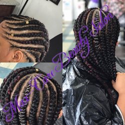 Max Care Beauty Salon - Lemonade braids