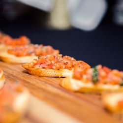 La Luna Restaurant - No-cheese bruschetta for our non-dairy friends !
