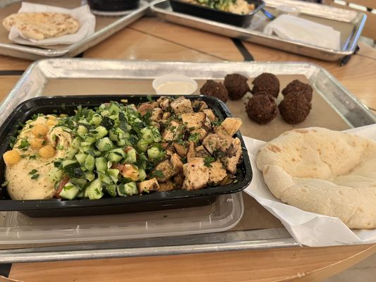 LaShuk Street Food by null