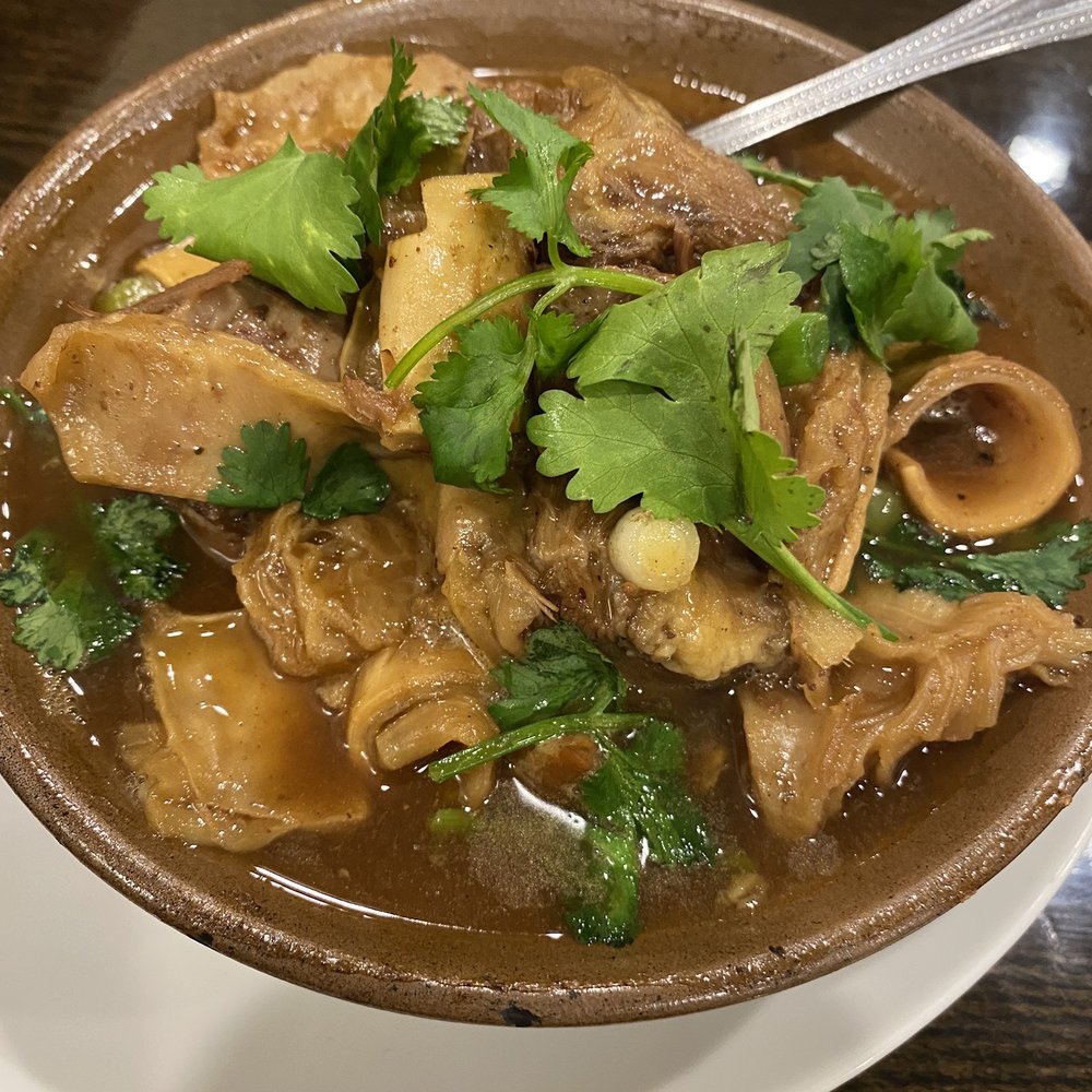 Beef tendon pot Beef tendon pot