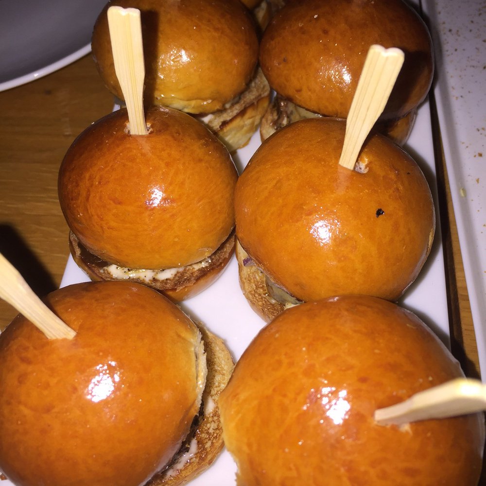 CUT Lounge - Wagyu sliders very good! - Lounges Near Me - Beverly Hills, California CUT Lounge - Wagyu sliders very good! - Lounges Near Me - Beverly Hills, California