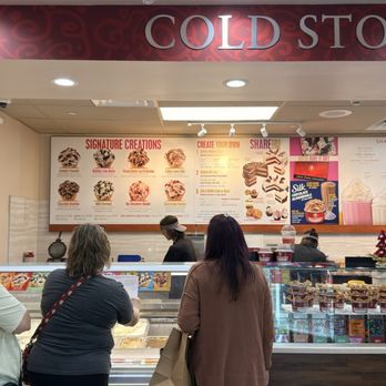 Cold Stone Creamery - So many decisions! - Custom Cakes Near Me - Kissimmee, Florida Cold Stone Creamery - So many decisions! - Custom Cakes Near Me - Kissimmee, Florida