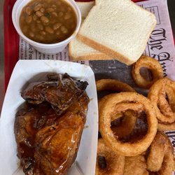 Sweet Poppas Cafe - Smoked chicken dinner