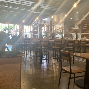 Ngon Vietnamese Kitchen - Cute Decor - Vietnamese Near Me - Dallas, Texas