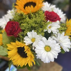 The SD Flower Shop - My final selection. Beautiful!