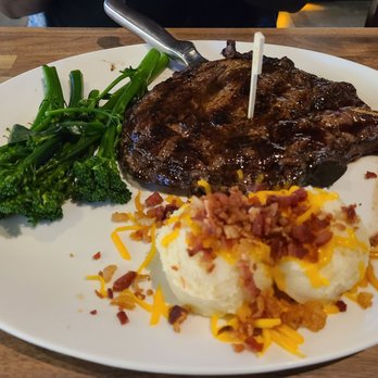 Yard House - Ribeye, Broccoli, and mashed potatoes - Bars Near Me - Hanover, Maryland Yard House - Ribeye, Broccoli, and mashed potatoes - Bars Near Me - Hanover, Maryland