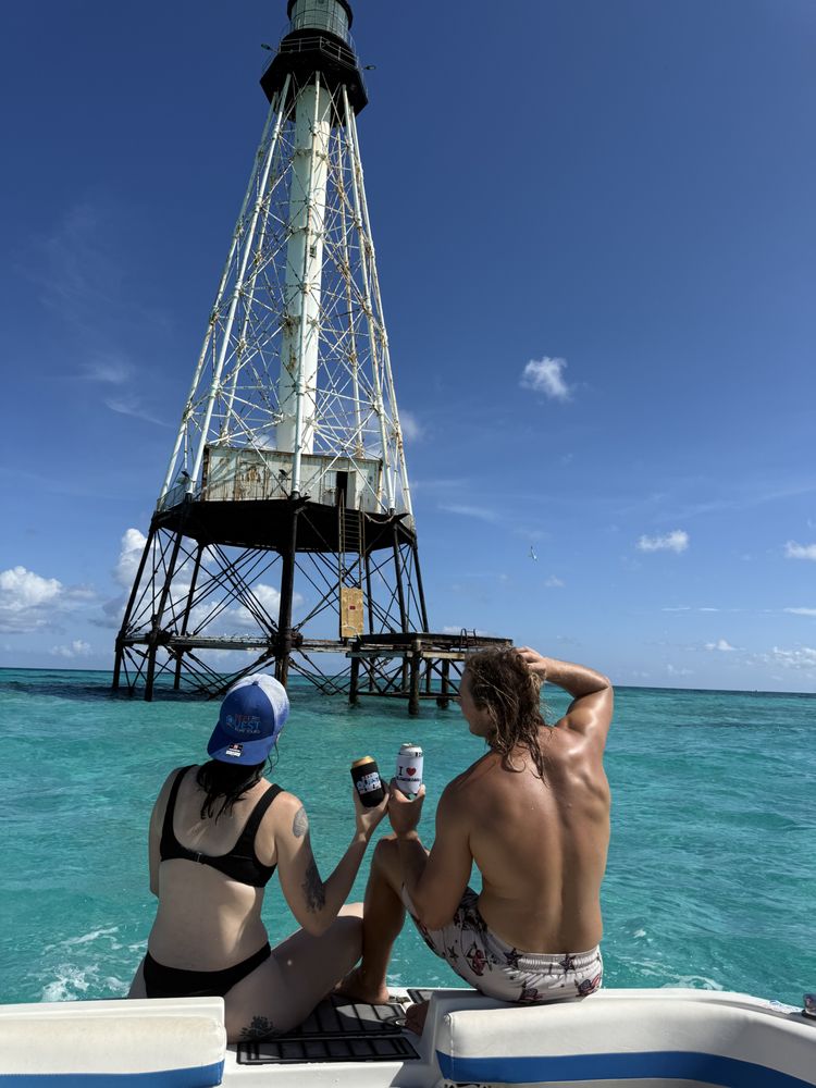 Reef Quest Eco Boat Tours Logo