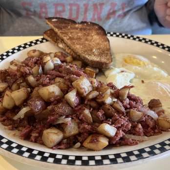 Big Apple Diner - Corned beef and hash plate - Diners Near Me - Bremerton, Washington Big Apple Diner - Corned beef and hash plate - Diners Near Me - Bremerton, Washington