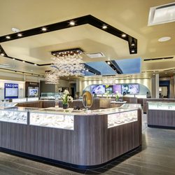 Robbins Brothers Fine Jewelers - Interior of the store