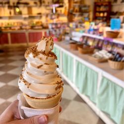 Allenholm Farms - Maple creemee (small)