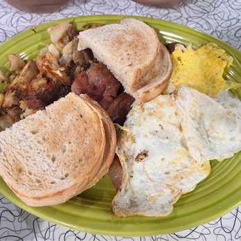 Kelly Os Diner - Warrendale - Famous breakfast with Italian toast & home fries - Breakfast & Brunch Near Me - Warrendale, Pennsylvania Kelly Os Diner - Warrendale - Famous breakfast with Italian toast & home fries - Breakfast & Brunch Near Me - Warrendale, Pennsylvania