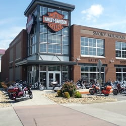 Rocky Top Harley-Davidson - Great location easy parking !
