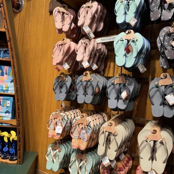 Rushin' River Outfitters - Slippers - Men's Clothing Near Me - Anaheim, California