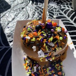 Dipped to order Carmel apples