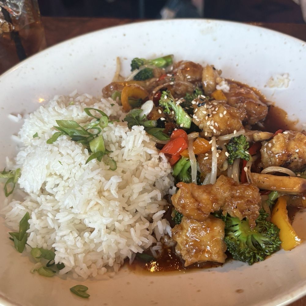 Lazy Dog Restaurant & Bar - Honey Teriyaki Bowl - New American Near Me - Dublin, California Lazy Dog Restaurant & Bar - Honey Teriyaki Bowl - New American Near Me - Dublin, California