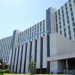 Hospital Universitario Ramón y Cajal
