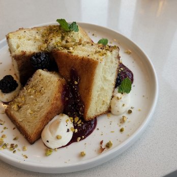 La Petite Colline - French toast - Bakeries Near Me - Toronto, Ontario La Petite Colline - French toast - Bakeries Near Me - Toronto, Ontario