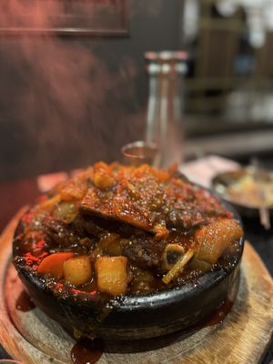 Daeho kalbijjim & beef soup by null
