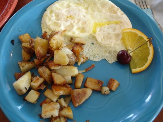 Carmen’s Cafe Nicole by null