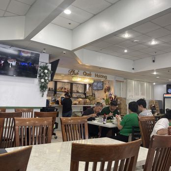 Pho Que Huong - Vietnamese Near Me - Honolulu, Hawaii
