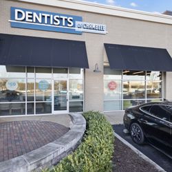 Dentists of Chamblee - Dentists of Chamblee - Storefront Entrance