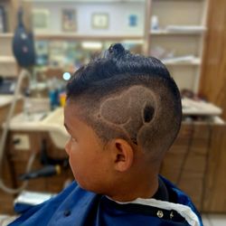 Mercado Barber Shop
