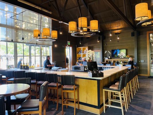 Alpha Omega Winery by null