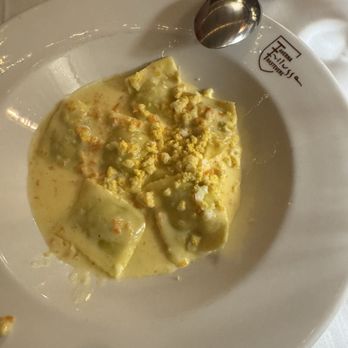 Taverna Trilussa - Ravioli mimosa - Roman Near Me - Rome, RM