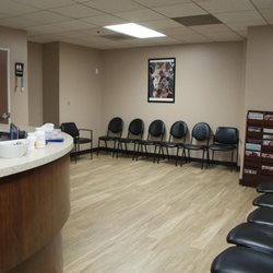 Macula Retina Vitreous Center - Front desk and waiting area