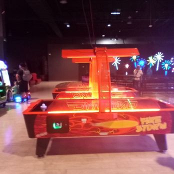 Jake's Unlimited - Air hockey - Arcades Near Me - Mesa, Arizona