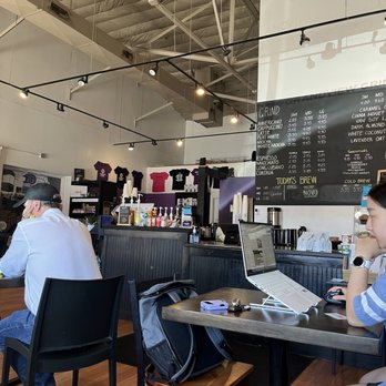Grandview Grind - Inside - Coffee & Tea Near Me - Columbus, Ohio Grandview Grind - Inside - Coffee & Tea Near Me - Columbus, Ohio