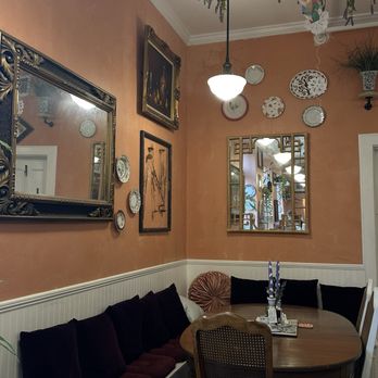 Seasons Coffee - seating area - Coffee & Tea Near Me - Sacramento, California Seasons Coffee - seating area - Coffee & Tea Near Me - Sacramento, California