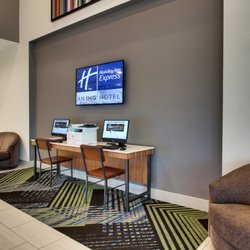 Holiday Inn Express Lexington North-Georgetown - 24 Hour Business Center