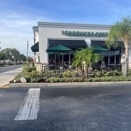 Exterior photo of Starbucks - Orlando, Florida Exterior photo of Starbucks - Orlando, Florida