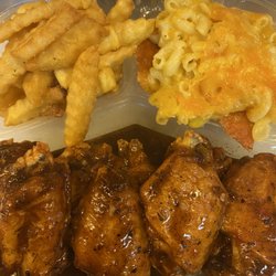 Soul Wingz - Caribbean Jerk Wingz Soul Friez and Colby Jack Mac N Cheese