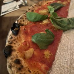 Vegan margarita pizza